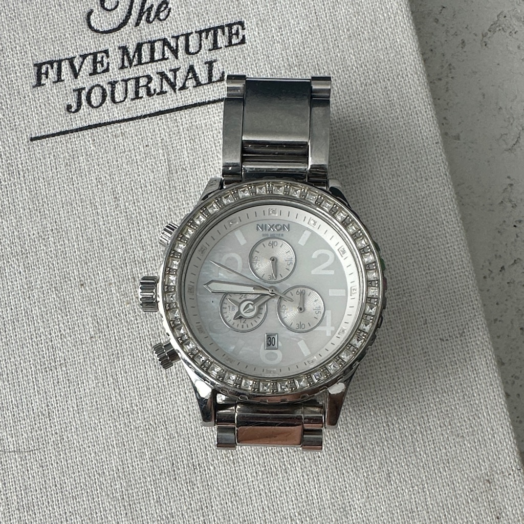 Nixon 4220 Chrono Mother Of Pearl Dial Watch